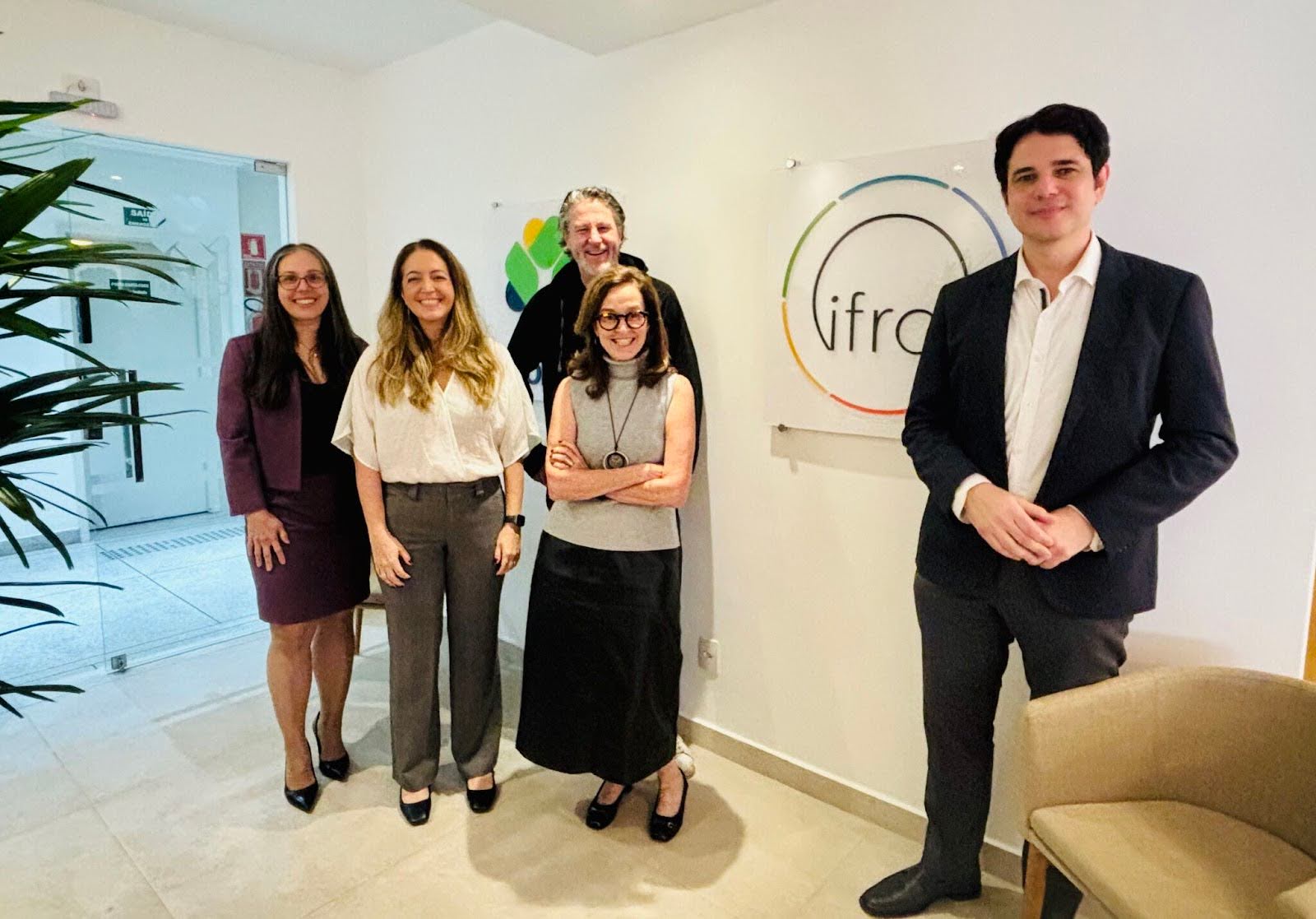 Presidente da IFRA visita Brasil para fortalecer parcerias