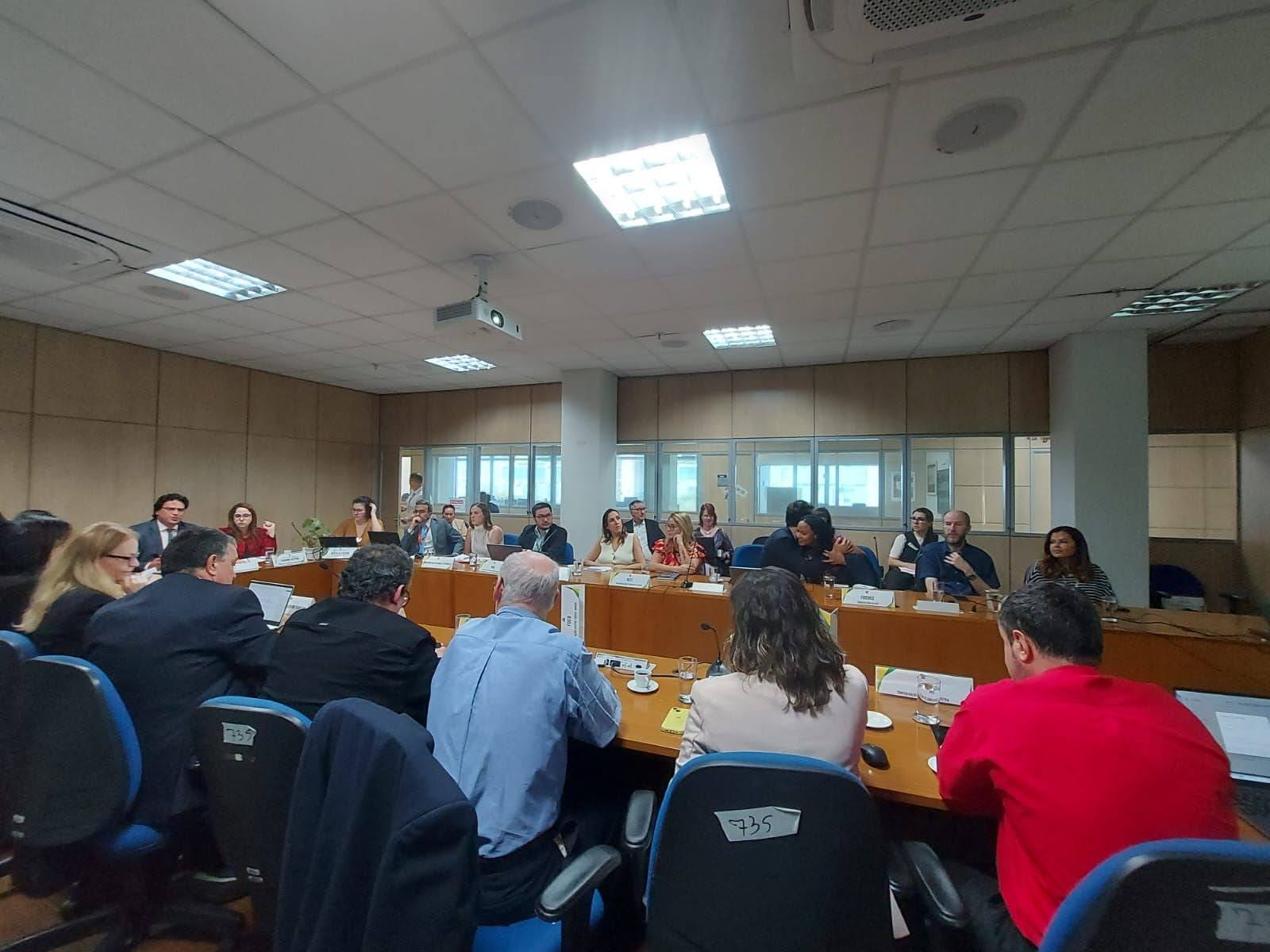 ABIFRA participa da 5ª Reunião da CONASQ e acompanha regulação de substâncias químicas